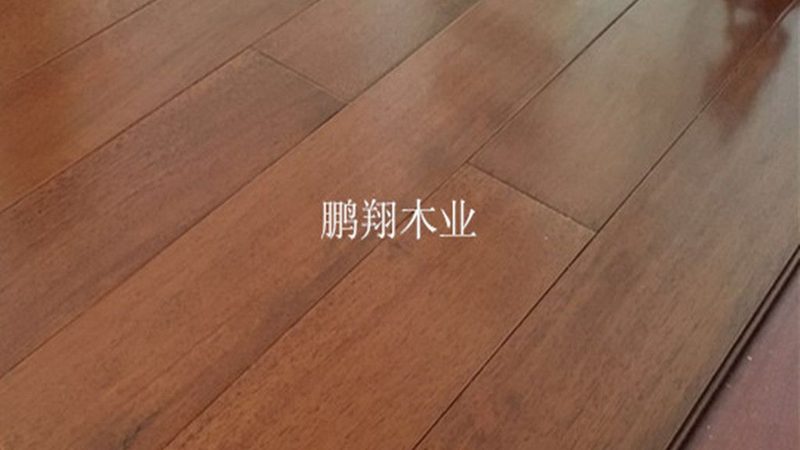 揭秘上海SPC地板生产厂家车间：揭秘SPC地板的生产奥秘