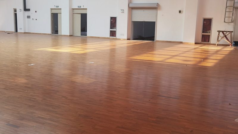 卧室门选烤漆还是实木？先看隔音和环保